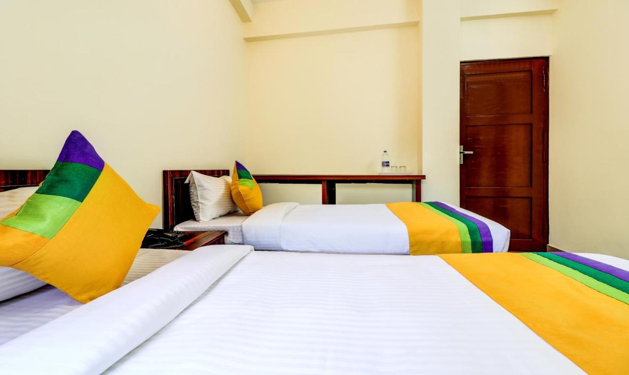 Itsy Hotels Rain Tulsi Stayz, Palarivattom Junction Kochi Kültér fotó